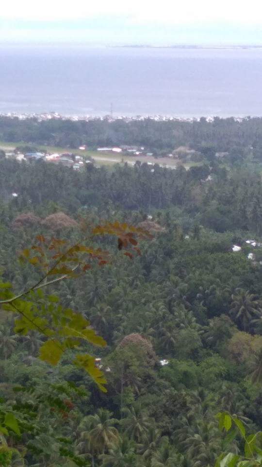 Jolo Sulu. Islamic State takes photos close to towns.   