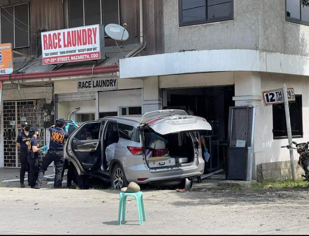 Riding-in-tandem gunmen shot and killed prominent neurosurgeon Dr. Raul Winston Andotan in Nazareth, Cagayan de Oro, on Thursday, December 2. Andotan was director of the Xavier University-Maria Reyna Hospital. Photo: Menzie Montes   via @herbie_gomez