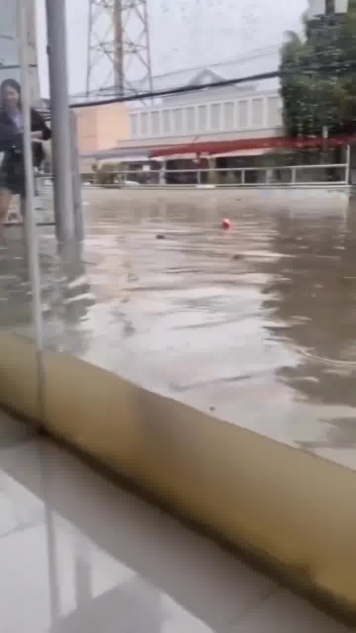 Severe flooding occurred in Cebu City, Philippines  